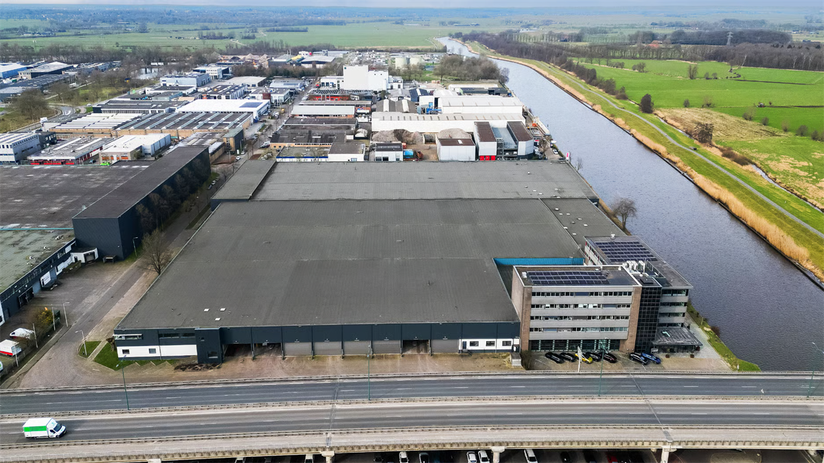 Mileway verhuurt aan E-Freight Forwarding in Amersfoort