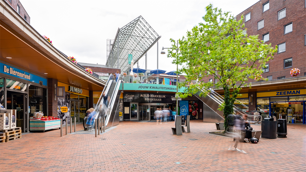 PingProperties verkoopt winkelcentrum Carnisse Veste in Barendrecht