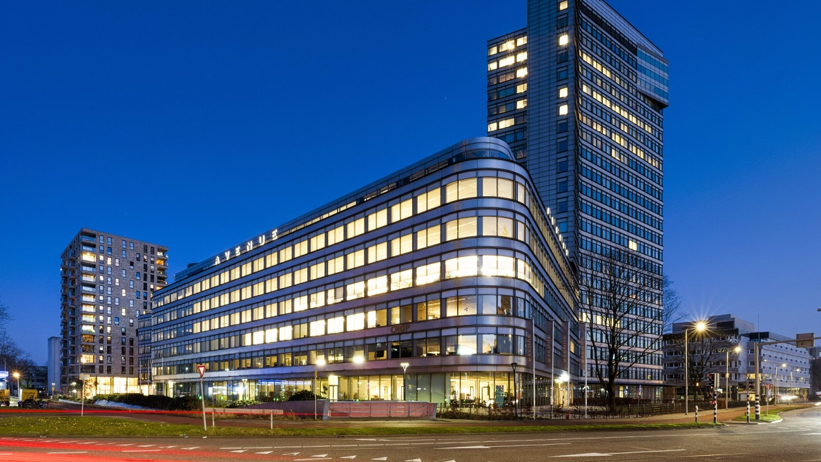 Corum slaat slag met aankoop Avenue Utrecht