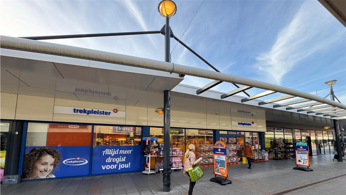 Particuliere belegger koopt winkelpanden aan in Veldhoven