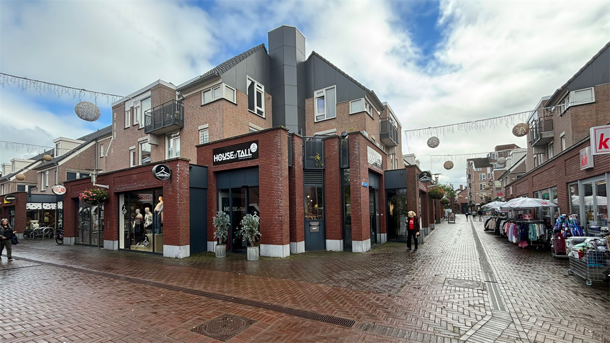 Okay Fashion huurt in Apeldoorn