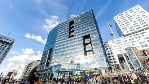 Vet hoop waarom Synchroon huurt 950 m² in WTC Utrecht | PropertyNL