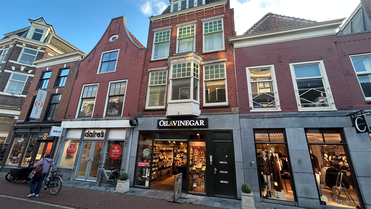 Retail belegging in Leiden van eigenaar gewis...