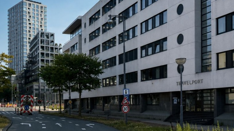 Open koopt Travelport in Sloterdijk voor woni...