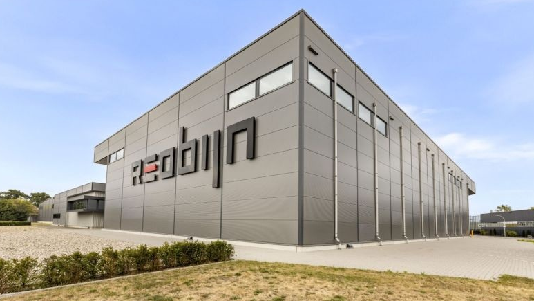 H&H licht industrieel van start met objecten in Almere en Haaksbergen