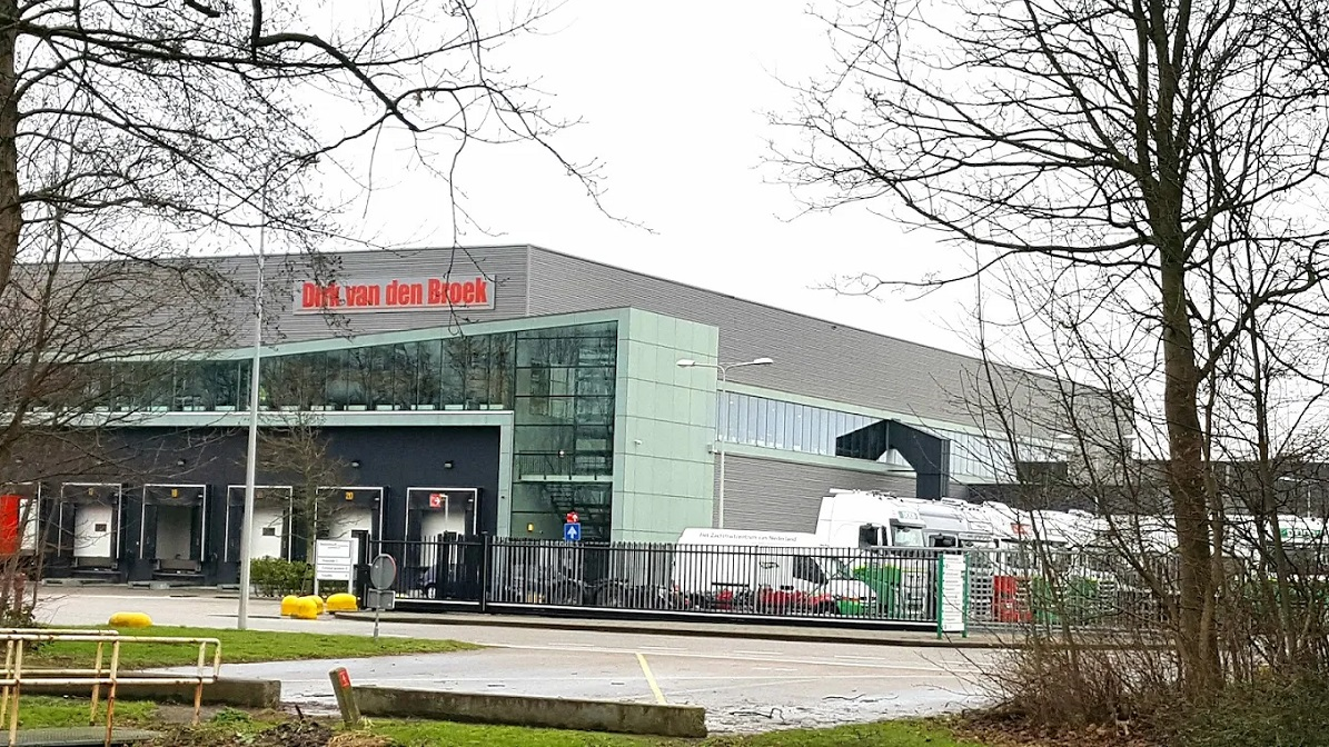 Dirk van den Broek breidt uit met DC in Bleis...