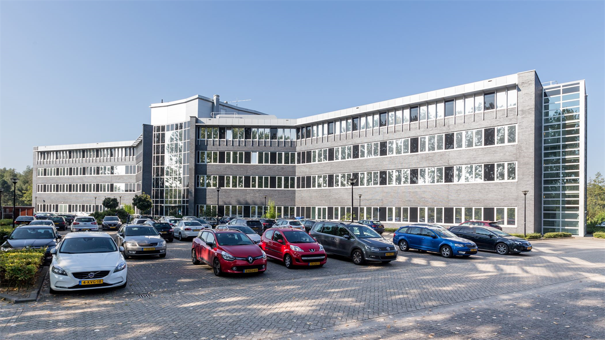 SPIE huurt in Deventer